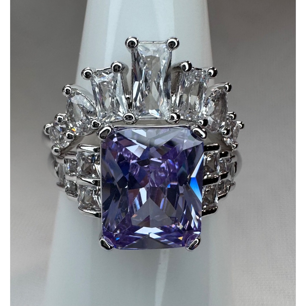 Bomb Party Ring Size 7 RG54661 Pretty In Paradise Lavender Topaz Rhodium Set